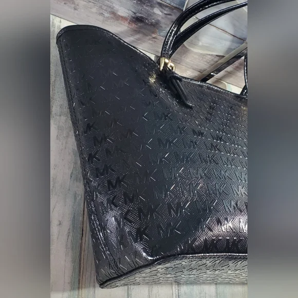 Michael Kors MK Signature Embossed Jet Set Carryall Tote Bag Black EUC - Picture 9 of 14